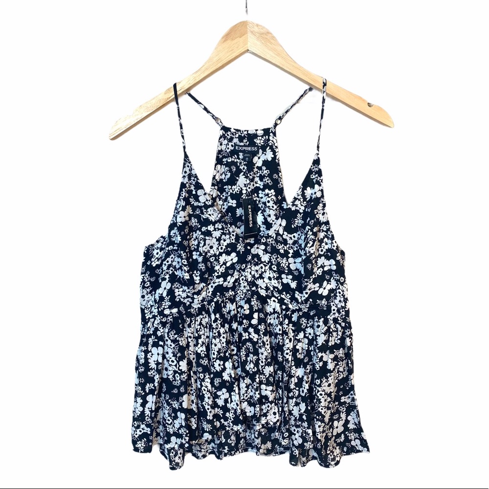 Express NWT Flowy Pleated Black/White Tank Top M